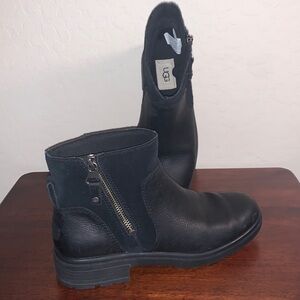 UGG HARRISON BRAND NEW SIZE 7 BLACK SUEDE AND LEATHER WATERPROOF BOOTS